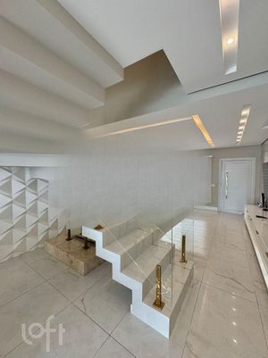Image 7 - 880058