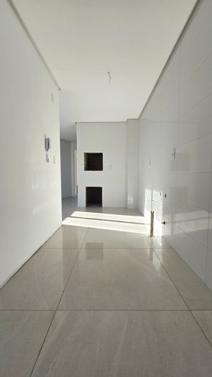 Image 3 - 880082