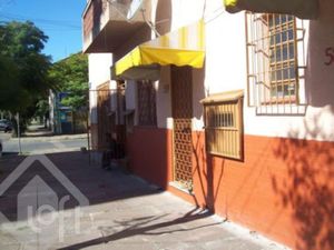 Image 10 - 880094