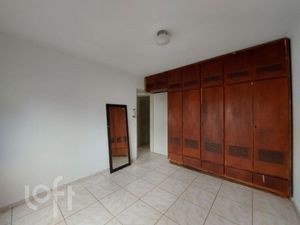 Image 11 - 880142