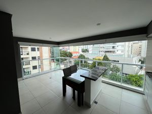 Image 6 - 880145