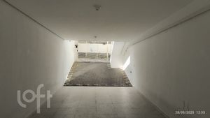 Image 26 - 880148