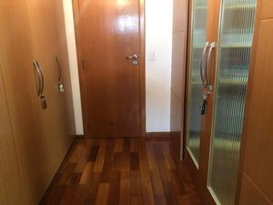 Image 13 - 880152