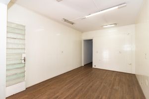 Image 4 - 880173