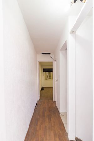 Image 19 - 880173