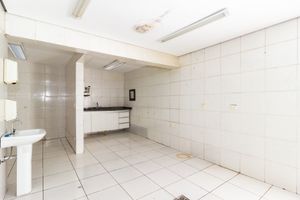 Image 30 - 880173