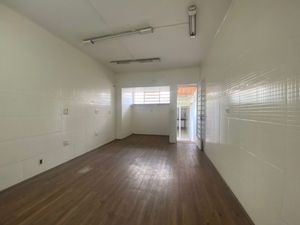 Image 1 - 880173