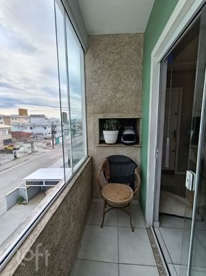 Image 1 - 880196