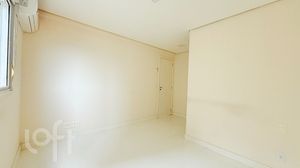 Image 13 - 880199