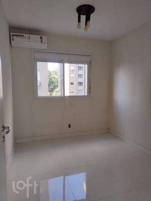 Image 7 - 880199