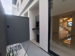 Image 11 - 880202