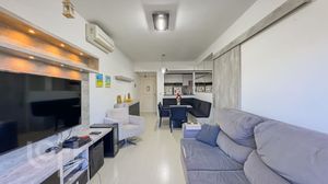 Image 3 - 880204