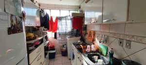 Image 5 - 880215