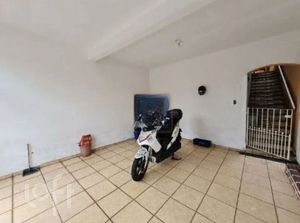 Image 7 - 880218