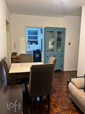 Image 18 - 880220