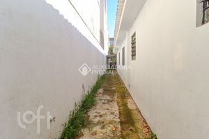 Image 32 - 880224