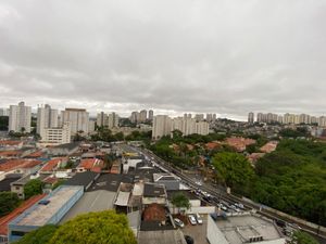 Image 28 - 880226
