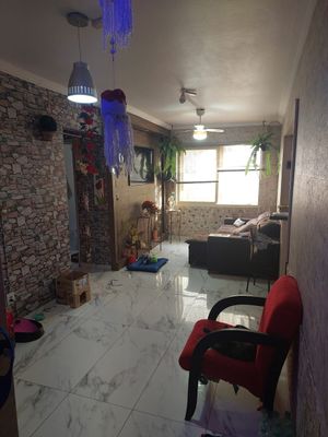 Image 2 - 880235