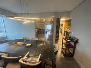 Image 4 - 880236