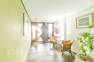 Image 34 - 880237