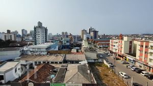 Image 9 - 880240