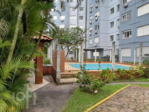 Image 17 - 880246