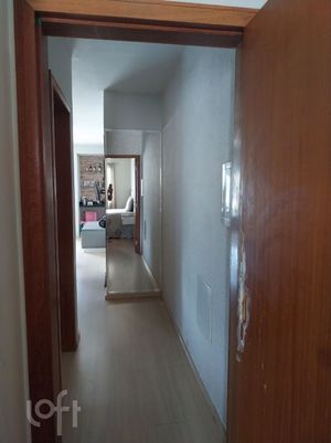 Image 4 - 880249