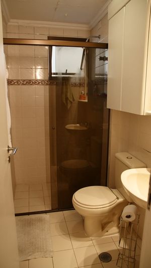 Image 8 - 880276
