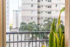 Image 20 - 880312