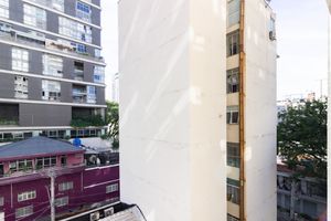 Image 13 - 880314