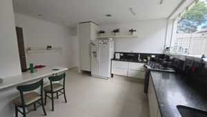 Image 24 - 880353