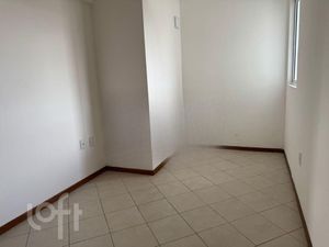 Image 18 - 880354