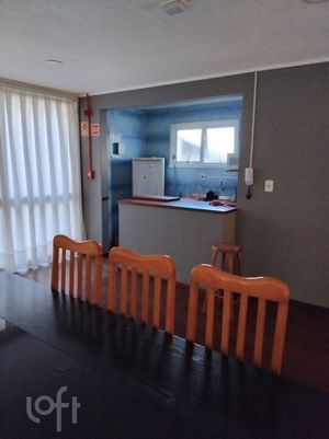 Image 17 - 880355