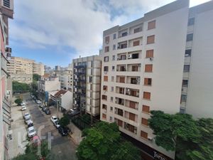 Image 9 - 880356