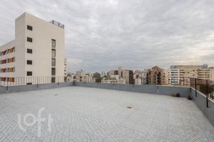 Image 25 - 880356
