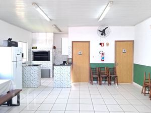 Image 19 - 880359