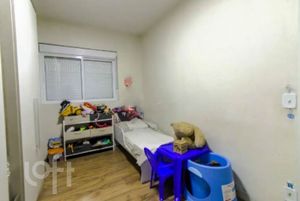 Image 17 - 880365