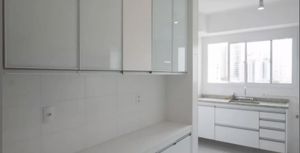 Image 11 - 880391