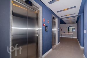 Image 30 - 880401