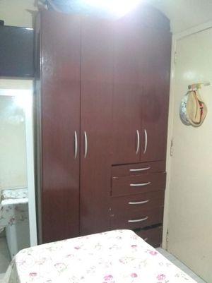 Image 8 - 880407
