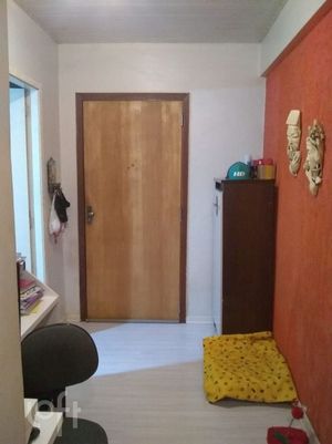 Image 3 - 880407