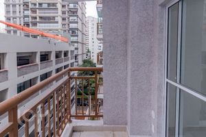 Image 3 - 880408