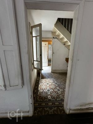 Image 3 - 880410
