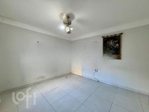 Image 19 - 880416