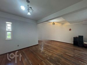 Image 6 - 880416