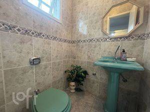 Image 8 - 880416