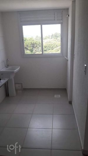 Image 1 - 880419