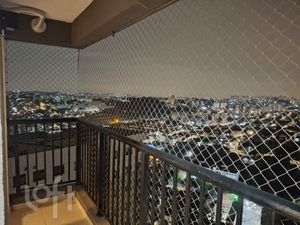 Image 1 - 880422