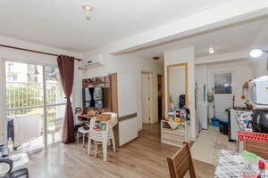 Image 19 - 880425