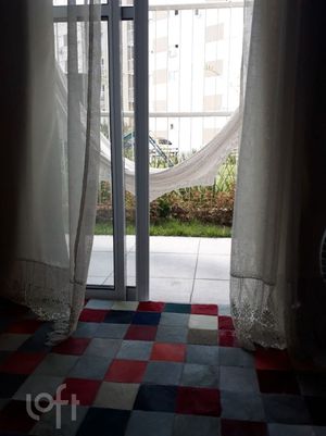 Image 8 - 880425